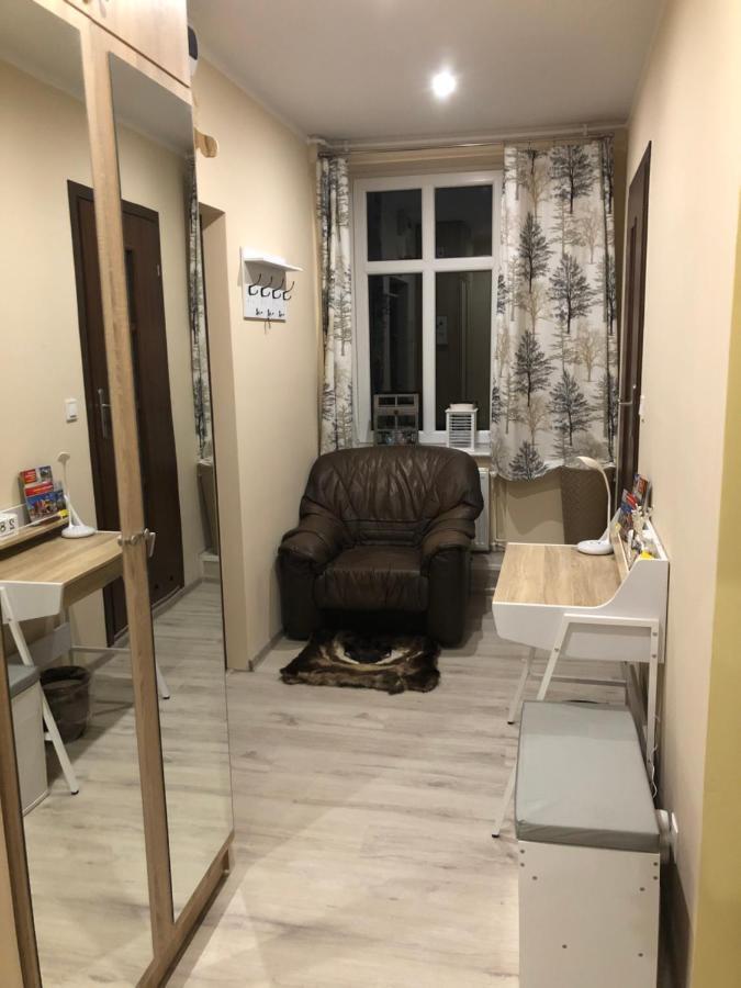 דירות ילנייה גורה Bibi Apartament מראה חיצוני תמונה