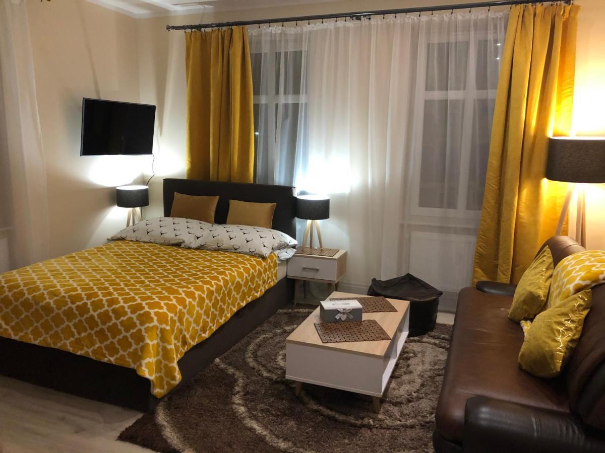 דירות ילנייה גורה Bibi Apartament מראה חיצוני תמונה